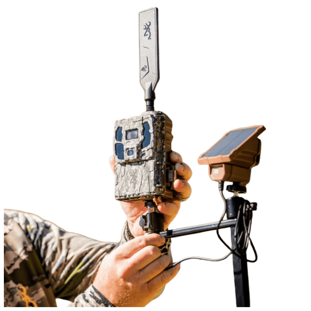 BROWNING MICRO-SOLAR BATTERY PACK - SIDE VIEW (IN USE)