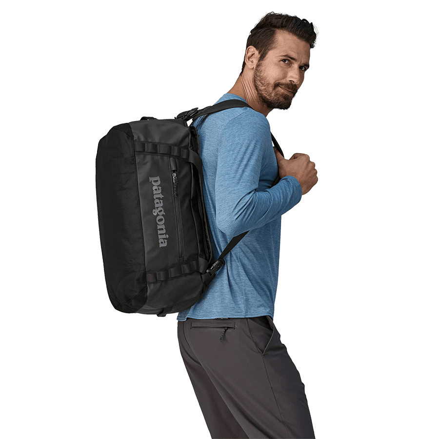 PATAGONIA BLACK HOLE DUFFEL 40L ON BACK