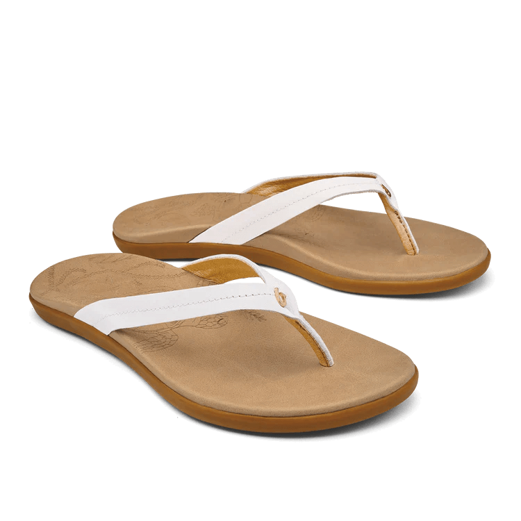 OLUKAI WOMEN'S HONU SANDAL - BRIGHT WHITE/GOLDEN SAND PAIR
