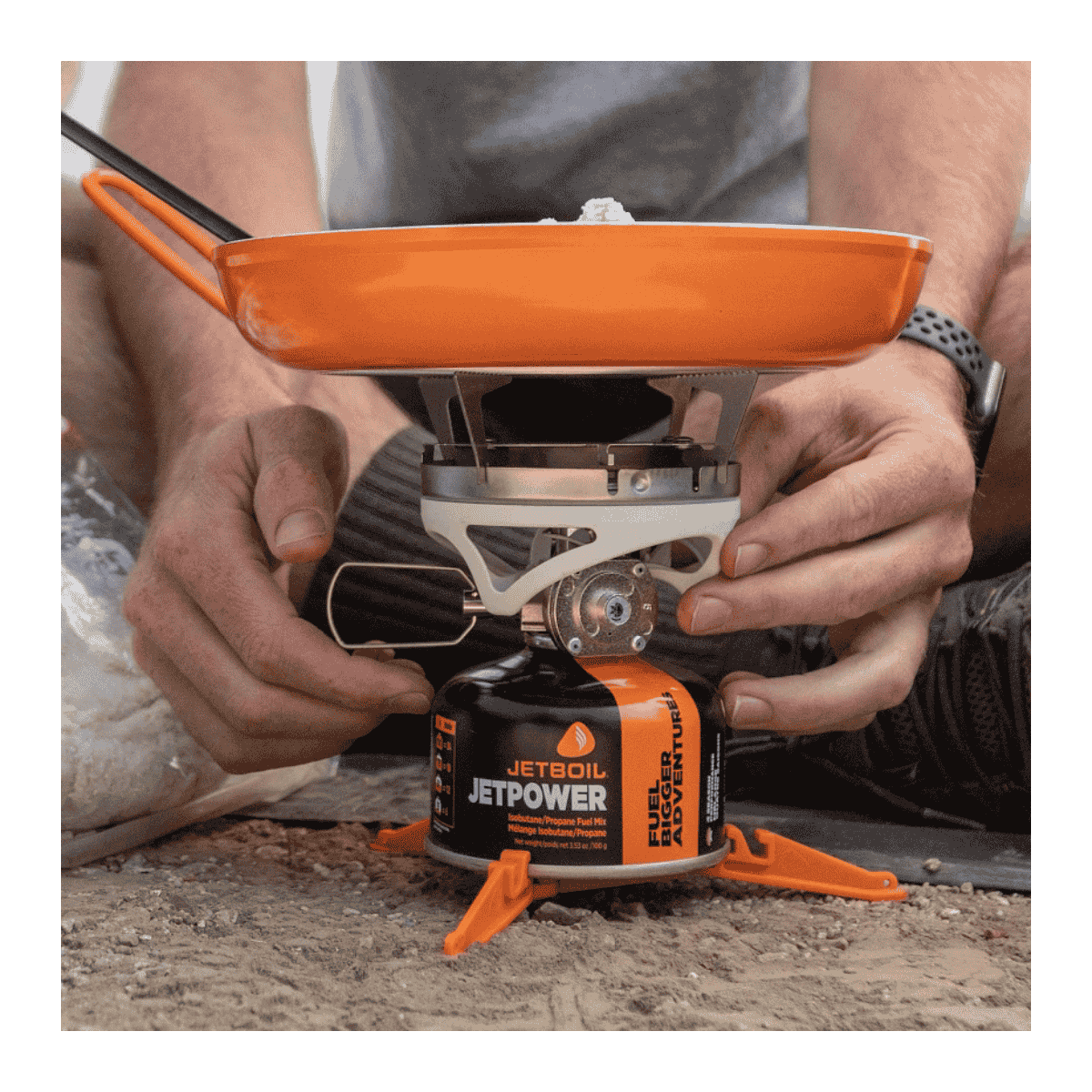 JETBOIL JET POWER FUEL 100GR - FRONT VIEW (IN USE)