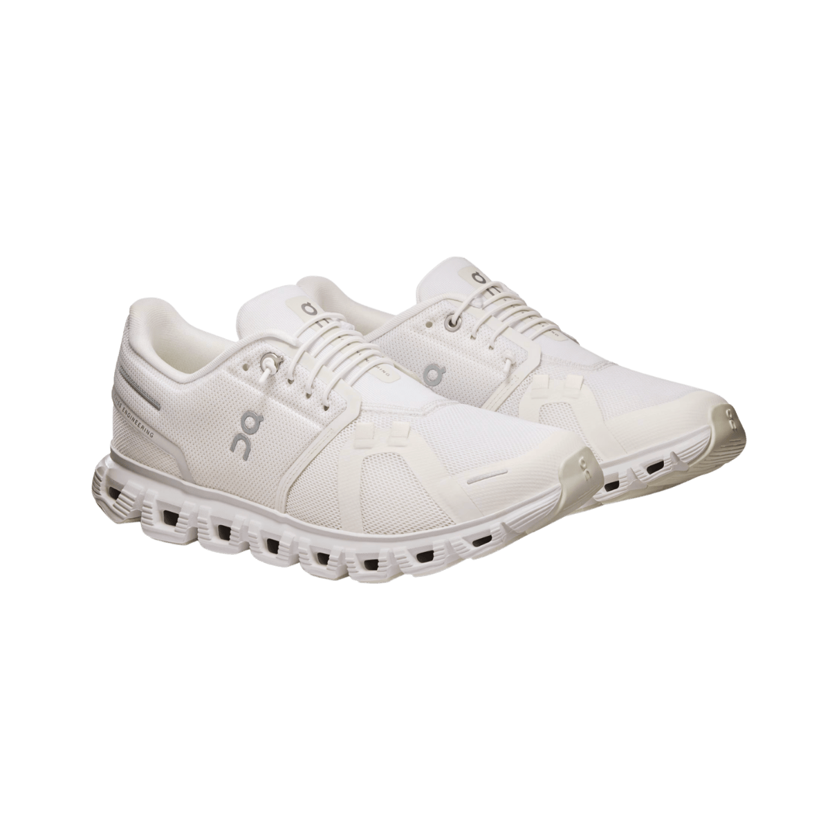 ON RUNNING WOMEN'S CLOUD 6 - WHITE/WHITE