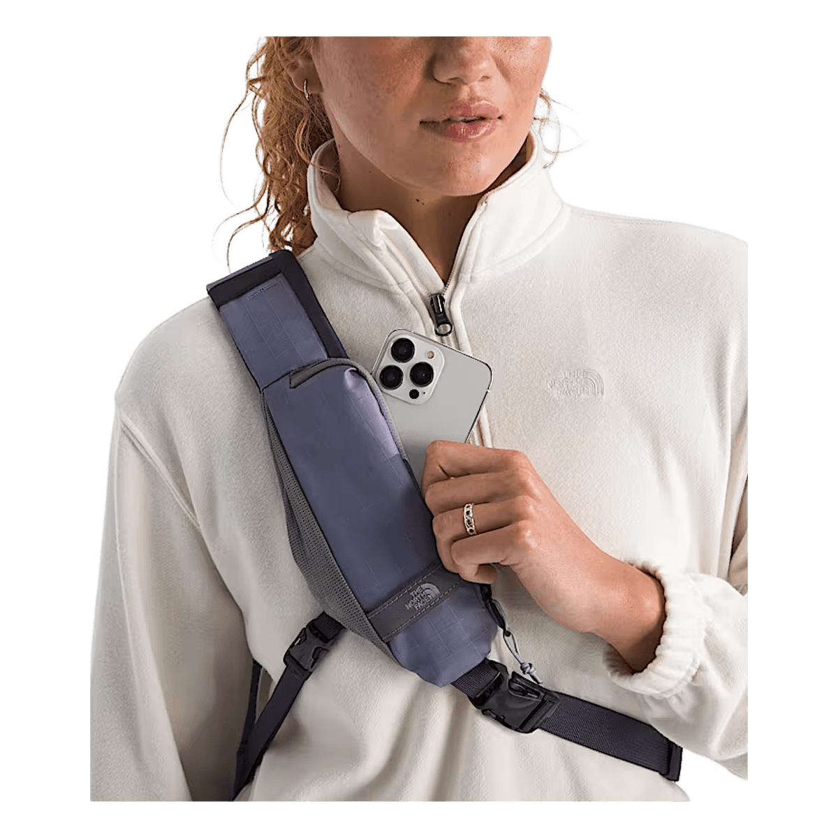 THE NORTH FACE BASE CAMP VOYAGER SLING BAG - TRANSCENDENT GREY ENDLESS DUSK - PHIONE COMPARTMENT VIEW