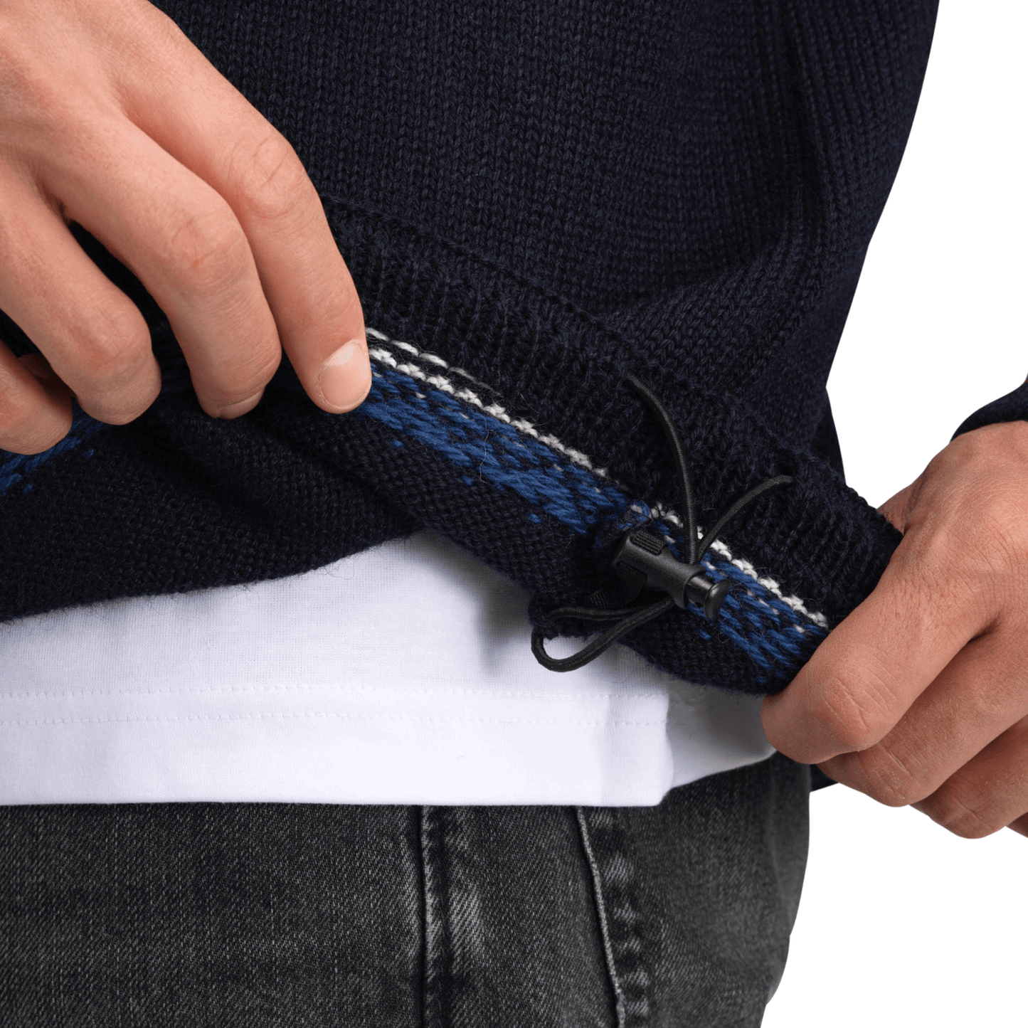DALE OF NORWAY VAIL MEN'S SWEATER - NORWEGIAN WOLL - MIDNIGHT NAVY showing synch at bottom