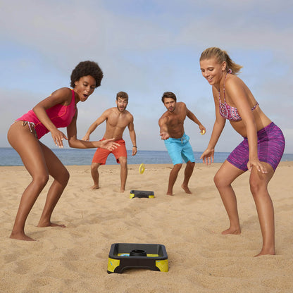 FAMILY WASHERS SET being used on the beach