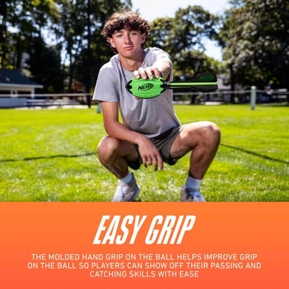 NERF MINI AERO HOWLER FOOTBALL easy grip