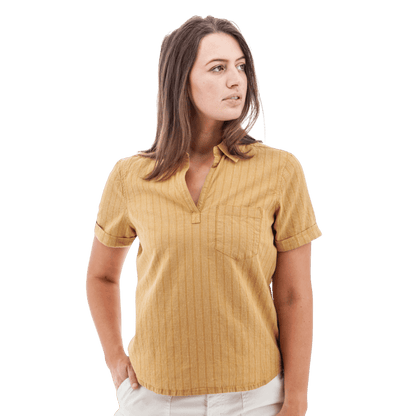 AVENTURA WOMEN'S BREEZY POPOVER CAMP SHIRT - AMBER GOLD_FRONT