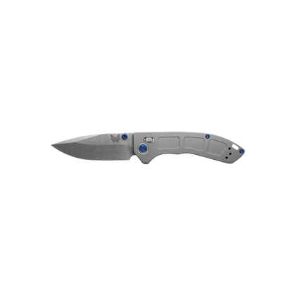 BENCHMADE MINI NARROWS AXIS DROP POINT - GRAY TITANIUM, FULL KNIFE VIEW