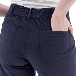 AVENTURA WOMEN'S BALLARD SHORT 5.5" - SKY CAPTAIN BACK POCKET