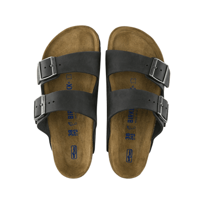 BIRKENSTOCK ARIZONA SOFT FOOTBED NARROW - BLACK TOP DETAIL PAIR VIEW