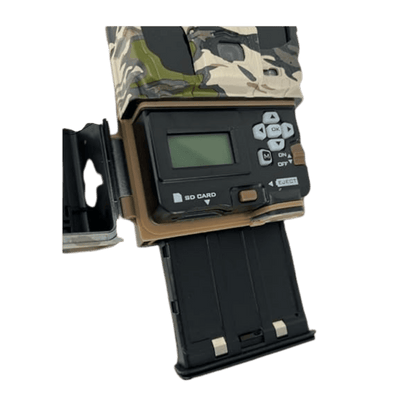 BROWNING LITHIUM POWER PACKS-PRO SCOUT (IN USE)
