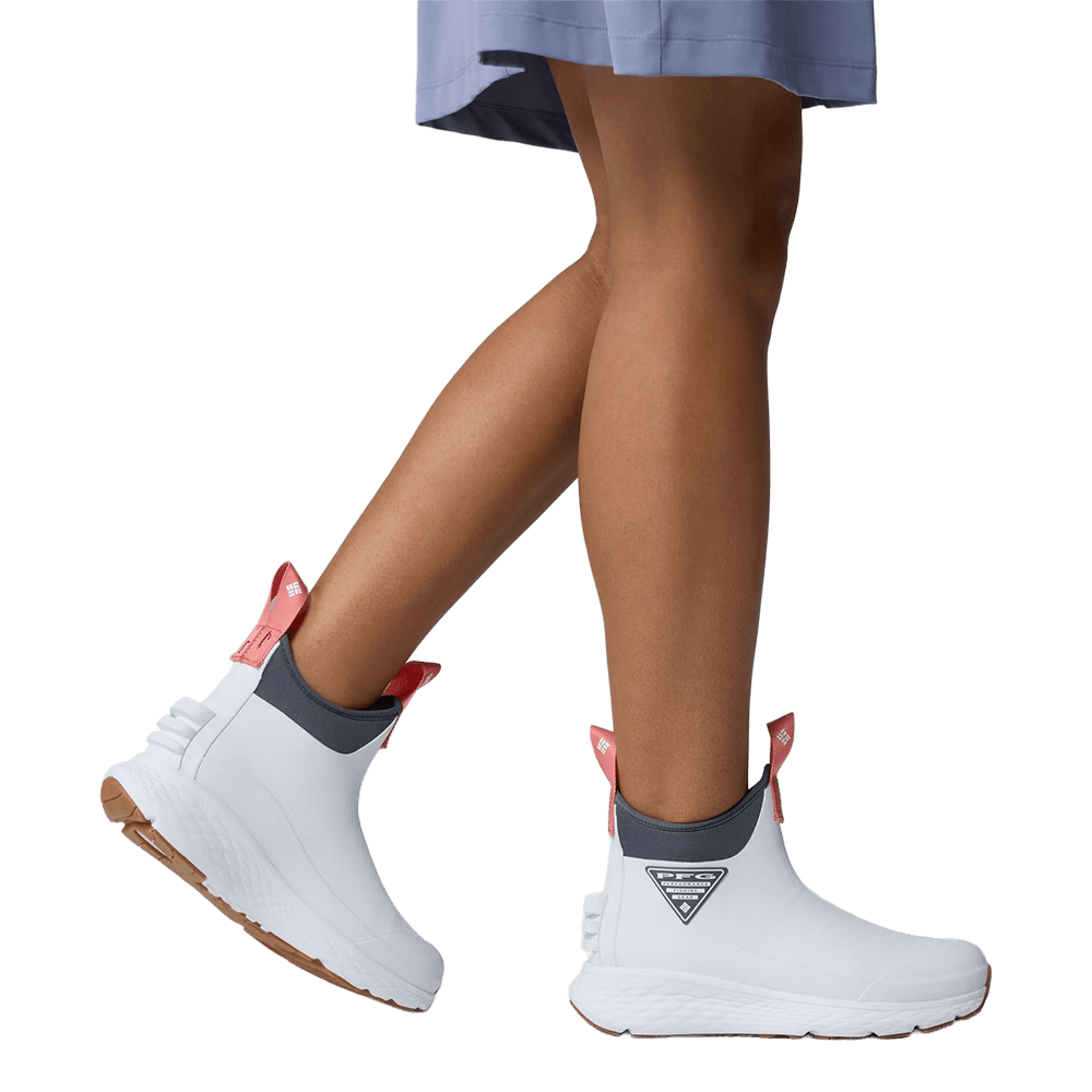 COLUMBIA WOMEN'S DRY TORTUGAS PFG PRO SPORT BOOT - WHITE MELONADE with model wearing them