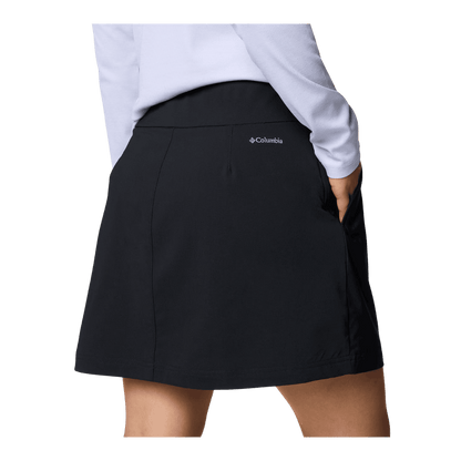 COLUMBIA WOMEN'S ALL SEASONS SKORT - BLACK - BACK VIEW
