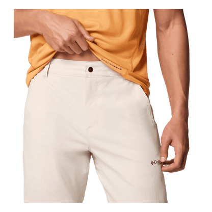 COLUMBIA MEN'S WANOGA PRO VENT PANTS - DARK STONE - CLOSE-UP WAIST FRONT VIEW
