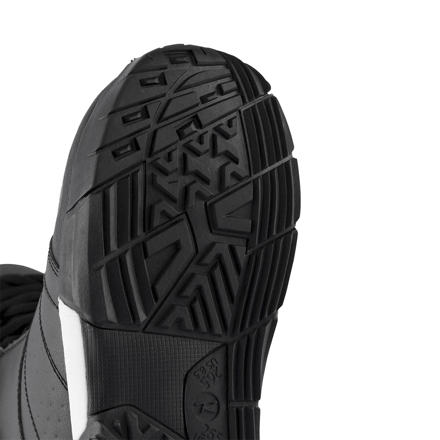 CRANK LACED SNOWBOARD BOOT - UNISEX - BLACK SOLE