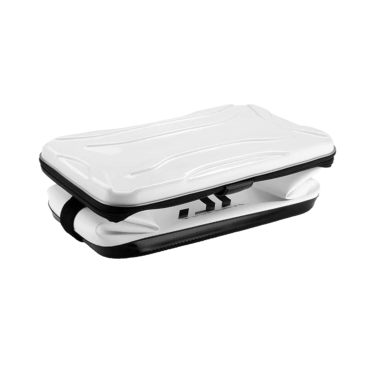 DAIWA TACKLE BAG MEDIUM - WHITE
collapsed