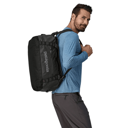PATAGONIA BLACK HOLE DUFFEL 40L ON BACK