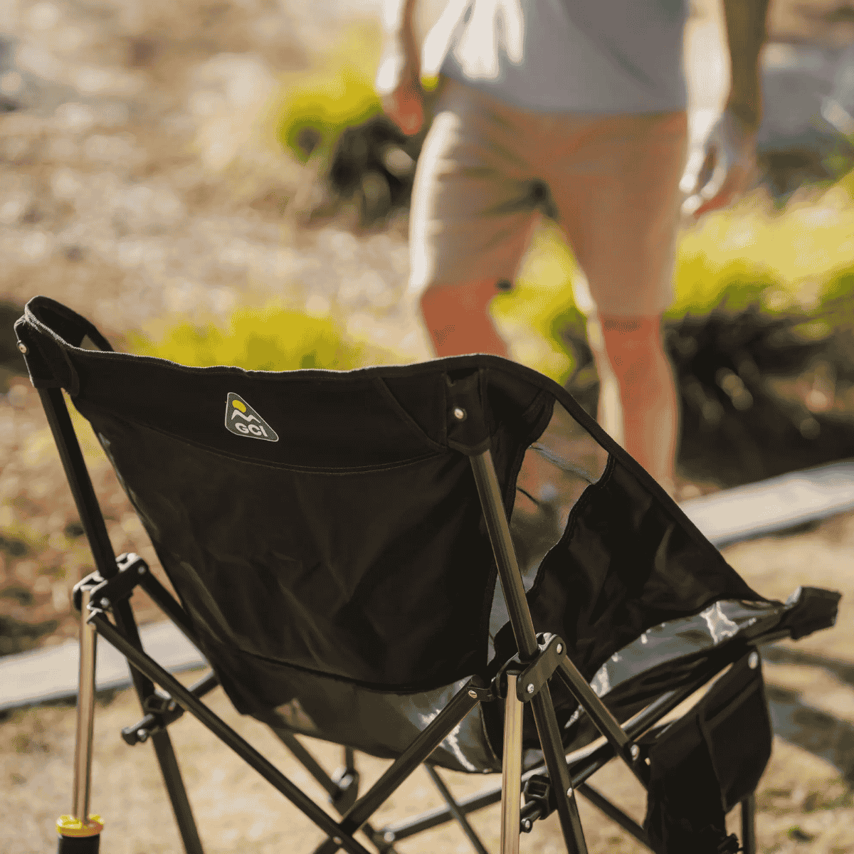 GCI OUTDOOR POD ROCKER ELITE - CHARCOAL_LIFESTYLE1