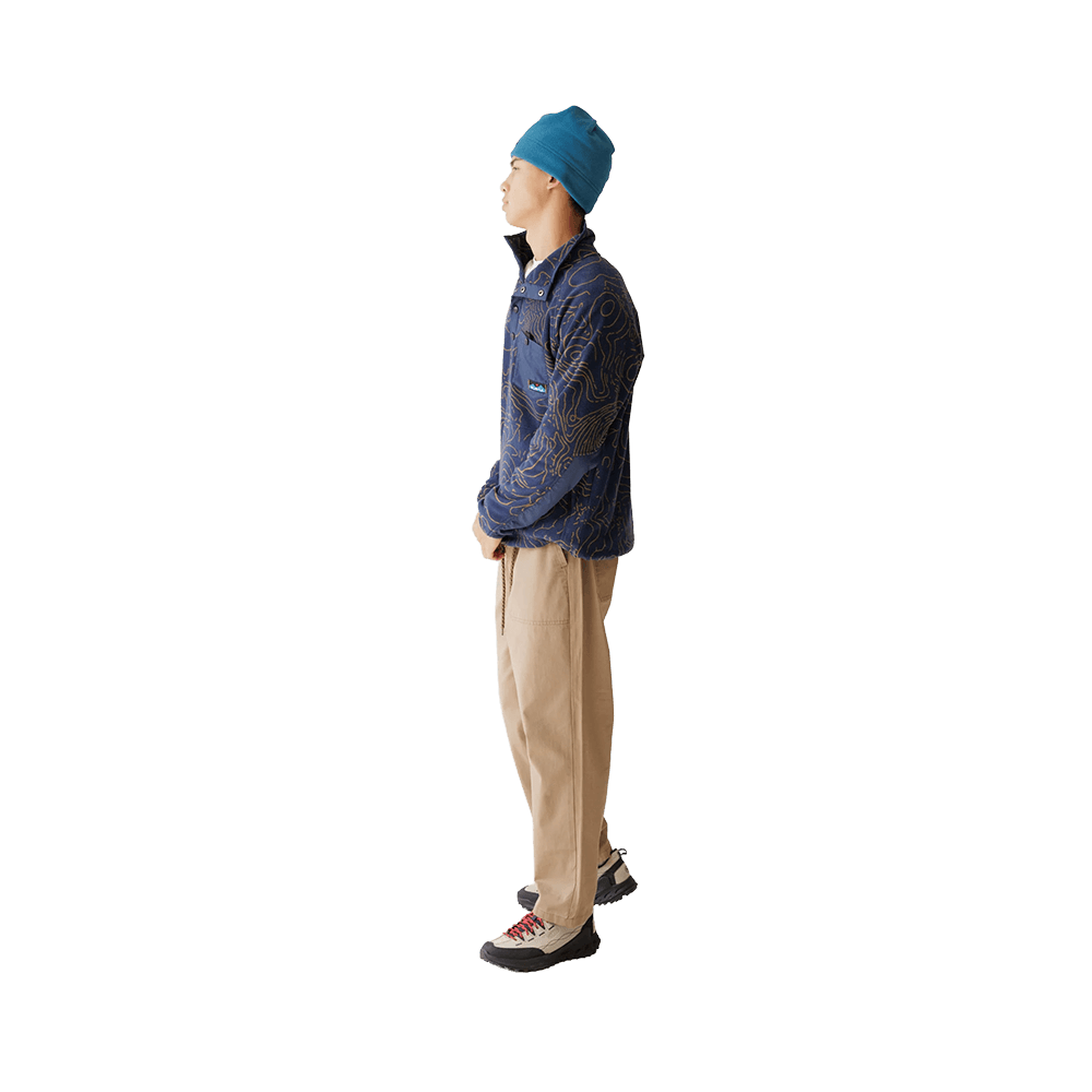 KAVU TEANNAWAY FLEECE PULLOVER- BLUEWATER TOPO with model