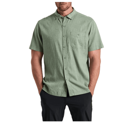 KUHL MEN'S GETAWAY SHORT SLEEVE SHIRT W/ UPF 30 - CITRUS GREEN - FRONT VIEW WW