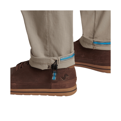 KUHL MEN’S RESISTOR LITE CHINO TAPERED - KHAKI - CUFF AND HEM DETAIL VIEW
