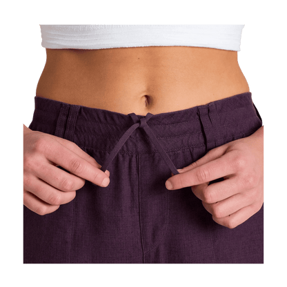 KUHL WOMEN'S FRESCO PANT - ELDERBERRY - WAIST CLOSE-UP FRONT VIEW