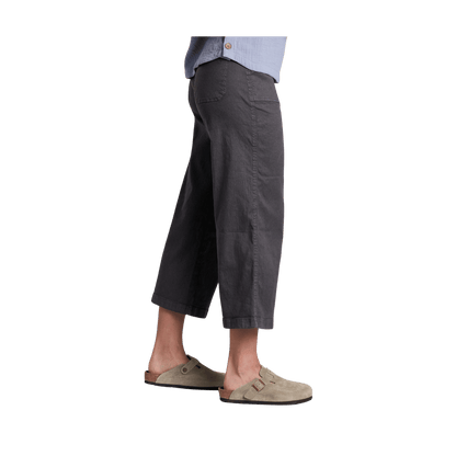 KUHL WOMEN'S SEABOARD CROP WIDE LEG PANT - PAVEMENT - SIDE VIEW