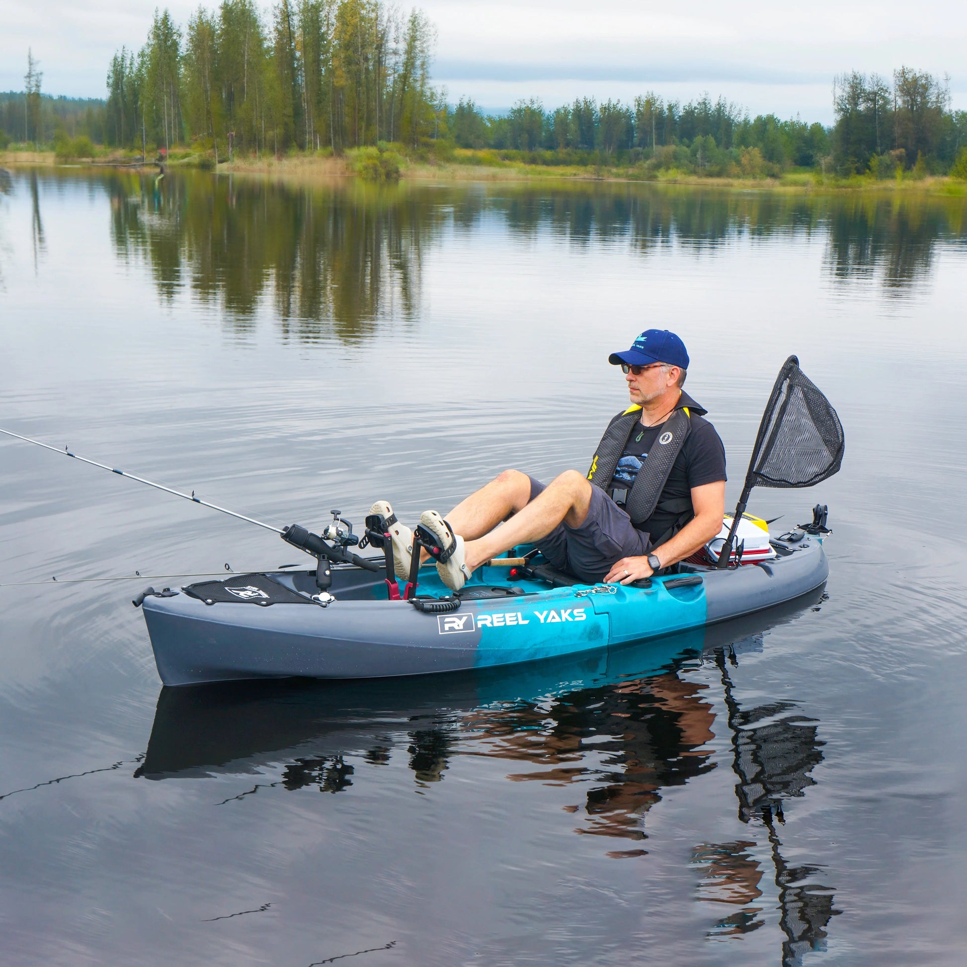 Raptor 9.5ft Fin Drive Modular Fishing Kayak Cyan Gray / in 2