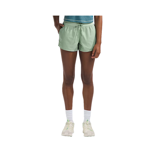 NORTHFACE_WOMEN_APHRODITE_REGULAR_FIT_SHORT_4_FRONT