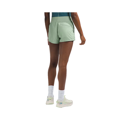 NORTHFACE_WOMEN_APHRODITE_REGULAR_FIT_SHORT_4_BACK