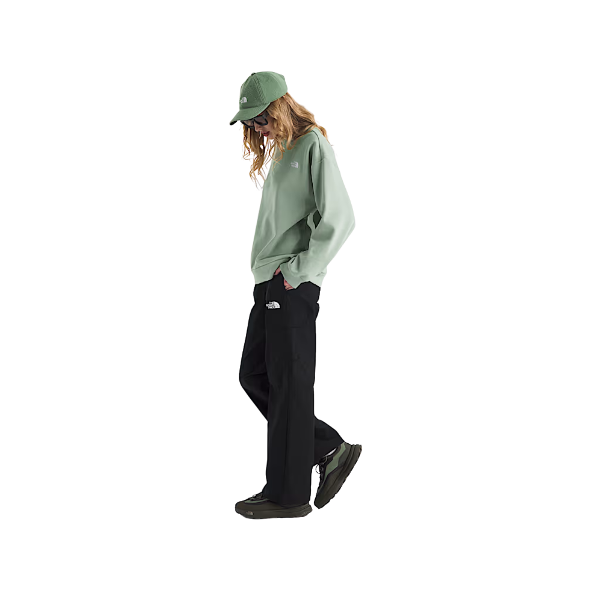NORTHFACE_WOMEN_EVOLUTION_SIMPLE_DOME_OVERSIZED_CREW_SIDE