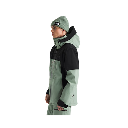 NORTH_FACE_WATERPROOF_CHAKAL_JACKET_SIDE