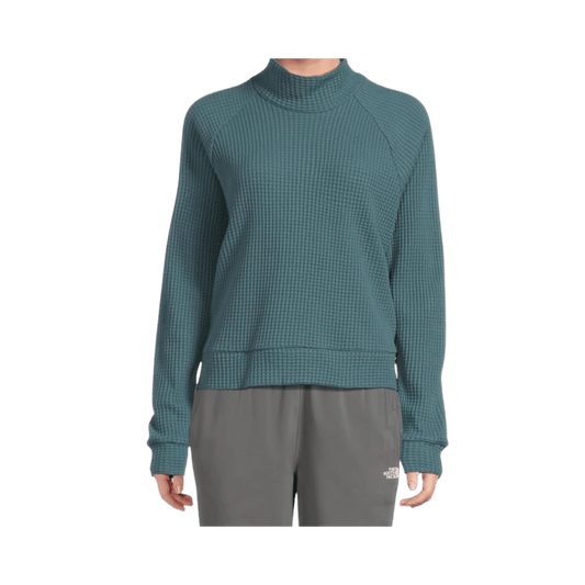 NORTH_FACE_WOMEN_LONG_SLEEVE_MOCK_NECK_CHABOT_FRONT