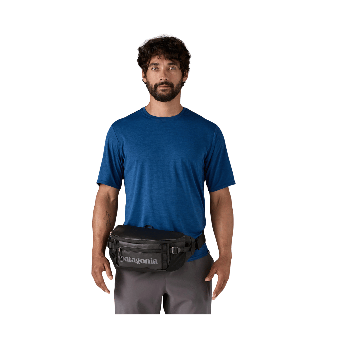 PATAGONIA BLACK HOLE WAIST PACK 5L - BLACK - ONE SIZE - WAIST VIEW