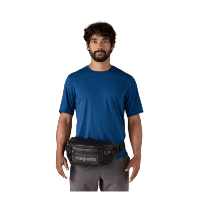 PATAGONIA BLACK HOLE WAIST PACK 5L - BLACK - ONE SIZE - WAIST VIEW