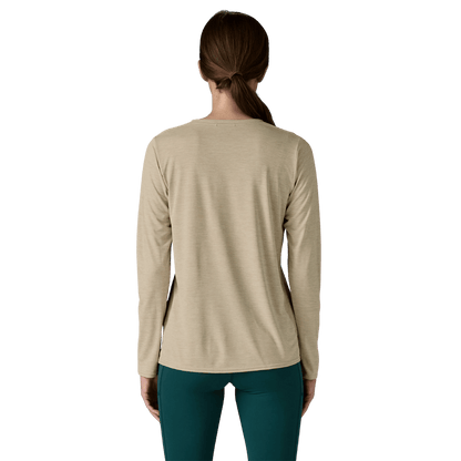 PATAGONIA WOMEN'S CAP COOL DLY GRAPHIC LONG SLEEVE - PUMICE X-DYE WW BACK