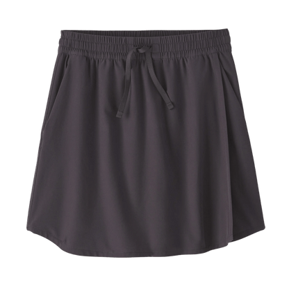 PATAGONIA WOMEN'S FLEETWITH SKORT - INK BLACK FRONT