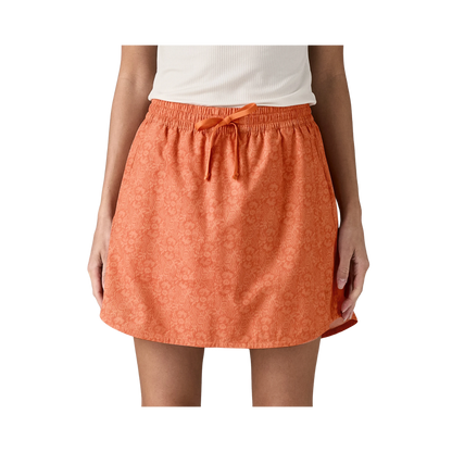 PATAGONIA WOMEN'S FLEETWITH SKORT - MOUNTIAN BREEZE front view