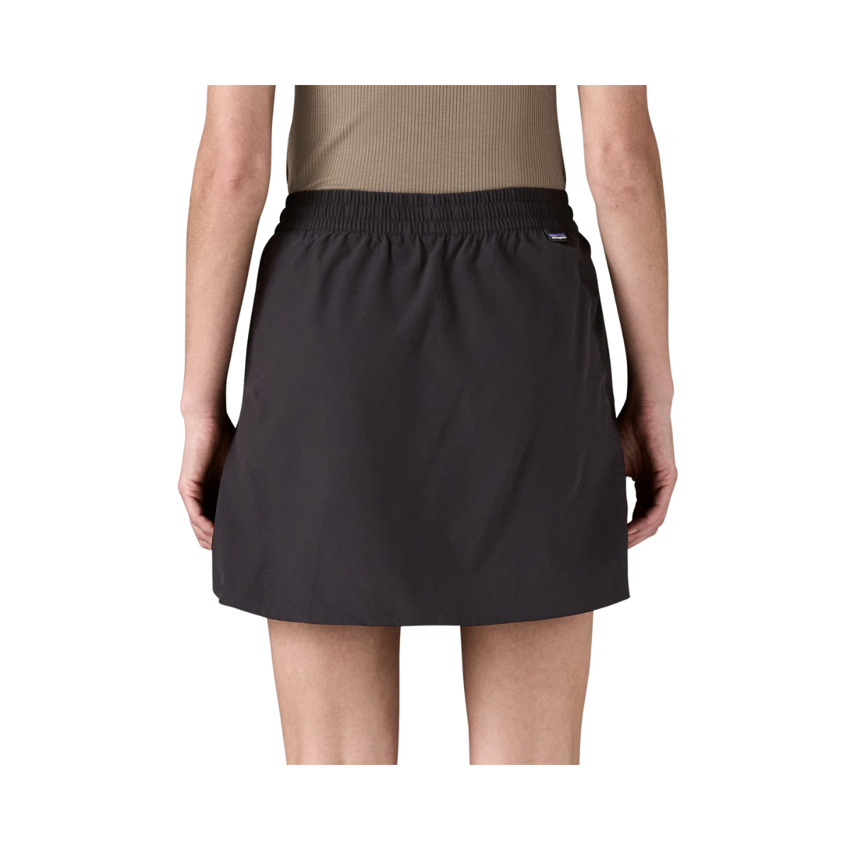 PATAGONIA WOMEN'S FLEETWITH STRETCHY SKORT -BLACK back view