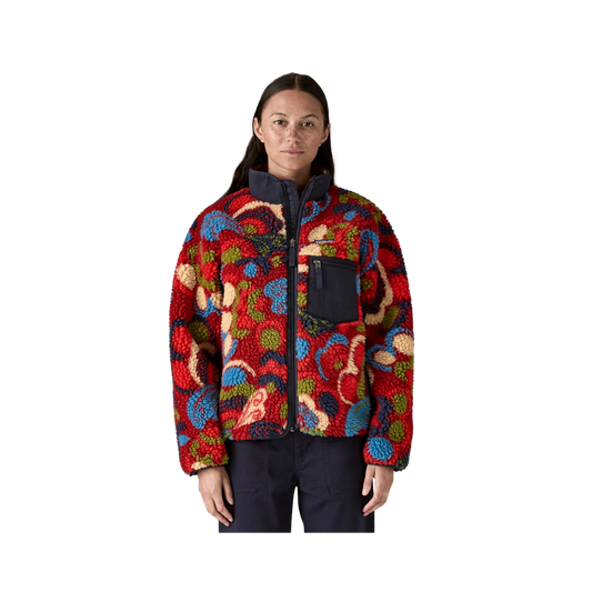 PATAGONIA WOMEN'S CLASSIC RETRO-X JACKET - AMANITA RED front view