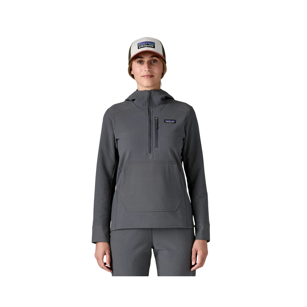 PATAGONIA_WOMEN_R2_CROSSSTRATA_MIDWEIGHT_PULLOVER_FRONT