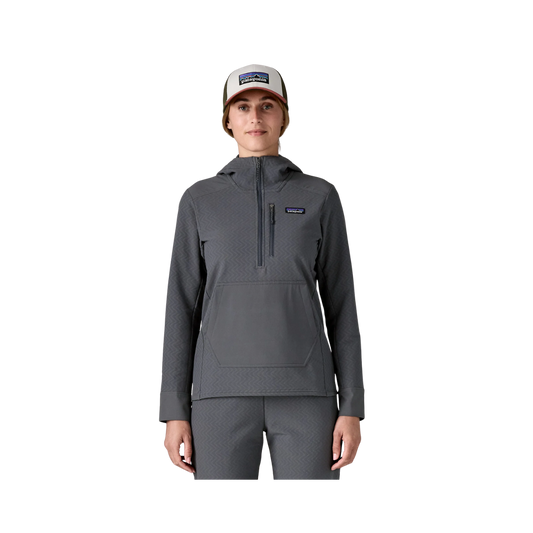 PATAGONIA_WOMEN_R2_CROSSSTRATA_MIDWEIGHT_PULLOVER_FRONT