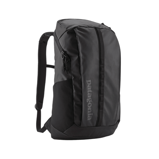 PATAGONIA BLACK HOLE DAYPACK 25L - BLACK - FRONT VIEW