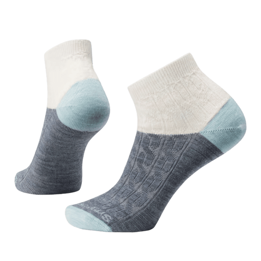 SMARTWOOL WOMEN'S EVERYDAY CABLE ANKLE SOCKS - FROSTY GREEN - FRONT AND BACK VIEW