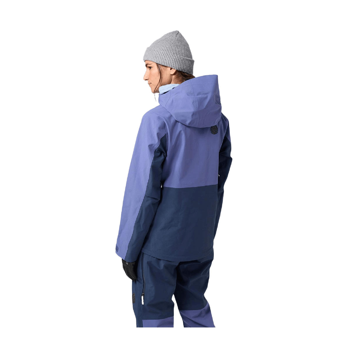 STIO WOMEN'S SKYRIDER JACKET - NIGHTFALL_MOUNTAIN SHADOW - ON MODEL BACK