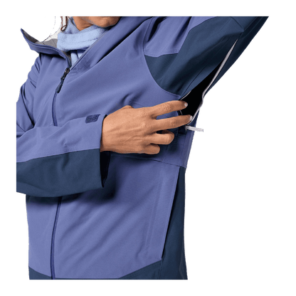 STIO WOMEN'S SKYRIDER JACKET - NIGHTFALL_MOUNTAIN SHADOW - ON MODEL PIT VENTS