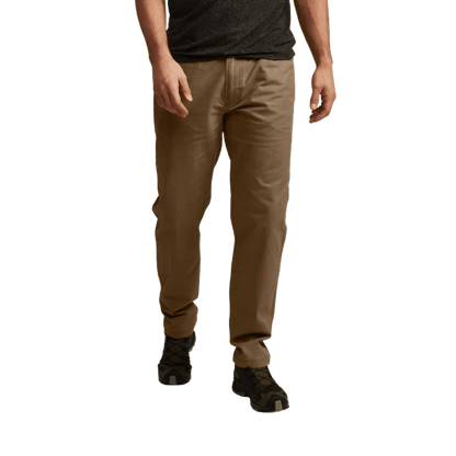 SITKA EVERYDAY PANT REG - TOBACCO_3 - FRONT VIEW (ON MODEL)