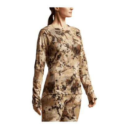 SITKA WOMEN'S CORE LIGHTWEIGHT CREW LONG SLEEVE OPTIFADE WATERFOWL MARSH SIDE VIEW