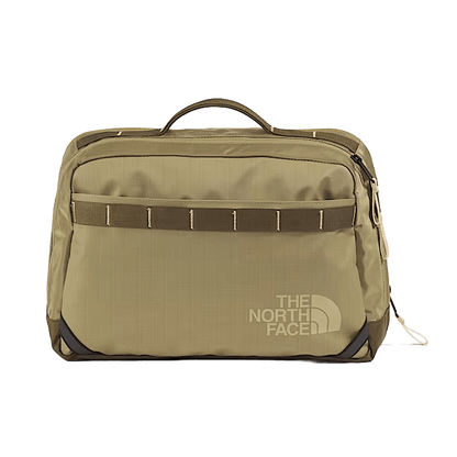 THE NORTH FACE BASE CAMP VOYAGER SLING BAG - CEDAR SYCAMORE KHAKI STONE