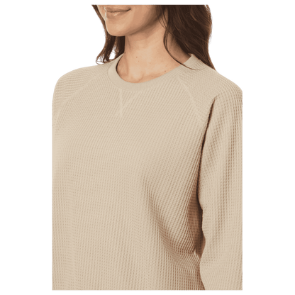 TOAD&CO WOMEN'S BITTERROOT LONG SLEEVE WAFFLE PULLOVER – TWINE - CLOSE-UP VIEW