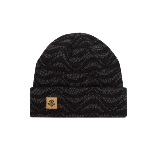 TURTLE FUR YOUTH OLIVER HAT BLACK, FRONT ANGLE